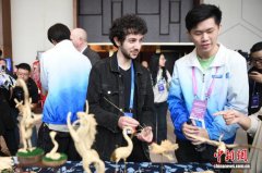 湖湘非遗为“桥” 长沙牵手法国共赴文化之约